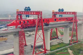 世界首台千吨级架桥机，中国造！为跨海造桥宏伟构想，再添助力图片
