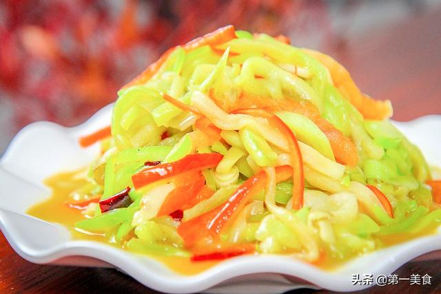 常年不吃油腻菜的婆婆、把茄子这样一炒，3分钟出锅，天天吃不够