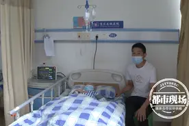 罕见！12岁男孩四肢像玻璃一样“脆”一碰就“碎”图片