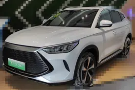 比亚迪宋PLUS DM-i：销售指望它吃饭，为了卖车全店日夜发朋友圈图片