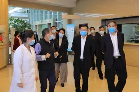 川渝卫健委领导视察重庆海扶医院，两地牵手卫生健康一体化图片