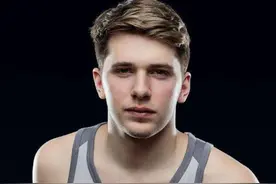 NBA球星刮了胡子的样子：库里像开了美颜 哈登让人一言难尽图片