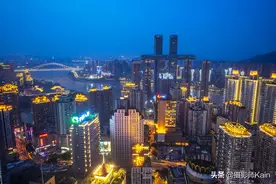华丽多彩的重庆夜景，满城尽是走马灯，像是每天都在举办灯会图片