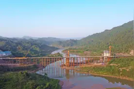 渝湘复线高速全面开工建设图片