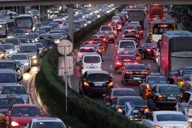 真相暴露！付完钱后为什么4S店要把车留一夜？内行人说出猫腻图片