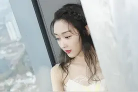 宣璐穿着白色纱裙，仙气快要“溢出屏幕”了图片