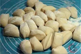 茄子馅包子要不要杀水？教你正确做法，馅料软烂入味，太香了图片