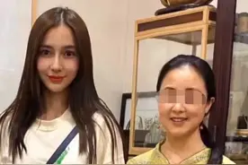 网友偶遇baby，生图曝光脸部状态超好，但也暴露了她身材缺陷图片