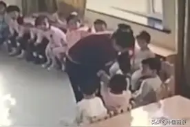 又一幼儿园教师虐打儿童 网友：心肠歹毒，何以为师图片