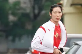 朱婷的国际影响力有多大？国外球迷坦言：挤爆体育馆就为看到你图片