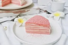 甜品培训｜颜值爆表的樱花千层蛋糕制作方法图片
