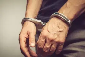 看守所辅警被判刑图片