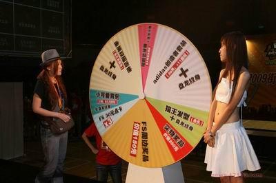 中年男人开正宗烧烤店,利用“一次抽奖”,月赚16万,这策略绝了