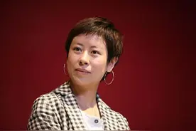 清华教授刘瑜：历史上无数悲剧源于集体沉默图片