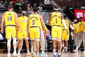 狂野NBA，五笔大交易达成，两球星换队！湖人西部最大对手出现图片