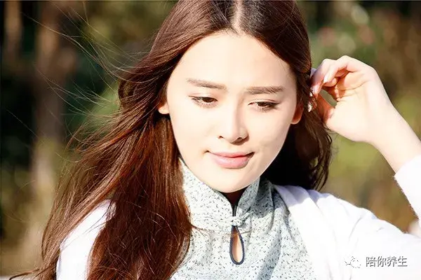 更年期吃胶原蛋白起到什么作用 2026年更年期吃胶原蛋白起到什么作用和