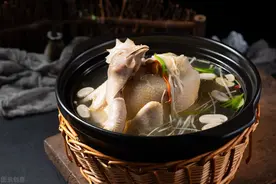 不会煲汤？收下这份“煲汤指南”，忌讳和窍门一次说清楚，实用图片