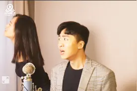 韩国弟弟翻唱《小幸运》，性感姐姐乱入伴舞，唱得赞啊视频封面
