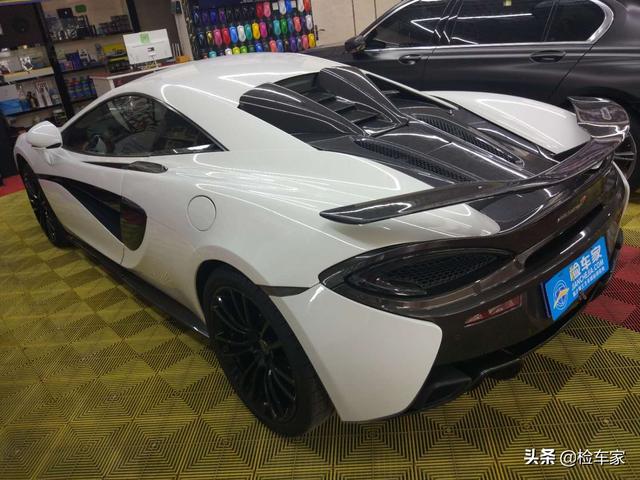 汽车车门内饰鱼鳞是什么