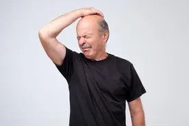 身上散发出异味，或与这5种疾病脱不了关系，及时检查，别忽视图片