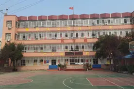 《你凭什么上北大》贺舒婷图片