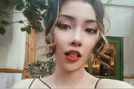 小说：“我是心甘情愿做这事的。”图片
