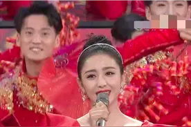 春晚女明星比美！关晓彤本命年梳牛角辫，热巴一身红裙似洋娃娃图片