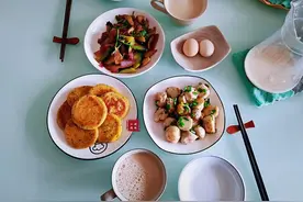 两口子7天不重样的早餐，普通食材巧搭配，简单烹饪吃着温暖图片