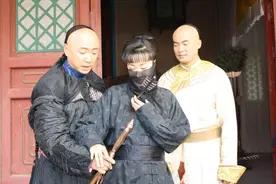 赵丽颖出演过《李卫当官》为什么在当时没引起观众的注意图片