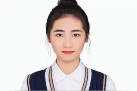 高中“美女学霸”：生命停在高考前夕，最后的笑容令人泪目图片