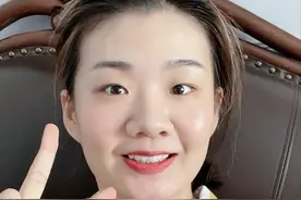女排奥运冠军杨方旭更新近况：在高密街头散步，无视谩骂轻松自在图片
