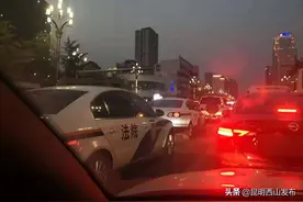 我为群众办实事|11名干警夜袭酒吧！正常营业却无财产可供执行？图片