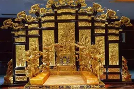 故宫里皇帝的“龙椅”到底是什么材料制成的？说出来之后怕吓死你图片
