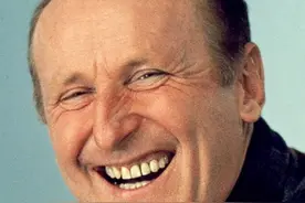 最经典《悲惨世界》,《虎口脱险》油漆匠饰演坏事做尽的德纳第图片