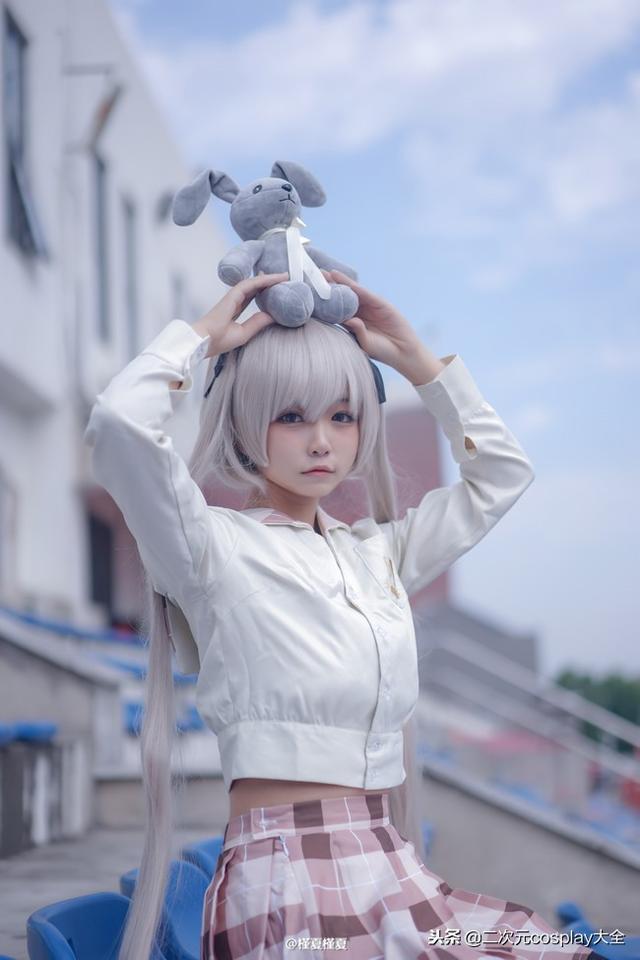 希望大家都能尊重一下coser的劳动成果,文明看cos,文明评论