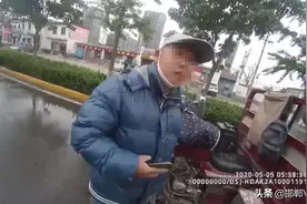 你为何如此慌张！邯郸一男子无证驾驶三轮摩托被交巡警依法查处图片