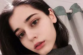 全裸成瘾？6名乌克兰性感模特游艇上裸体互拍，户外现场照片流出图片