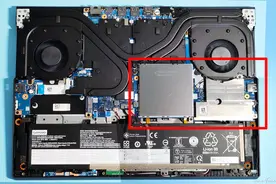 散热还是屏蔽优化？笔记本内部那些黑色膜是干啥用的？图片