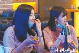 十堰28名单身男女相约啤酒音乐中觅良缘 3对互生爱慕之情图片