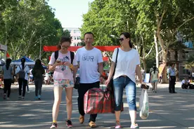 进入大学后，班委中最有价值的3个职位，能享受很多“特殊待遇”图片