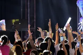 在兴隆湖畔，过一个有乐队的夏天图片