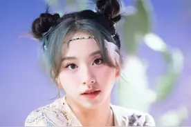 Jennie同款的“非主流挑染”，我真香了！实在太时髦又显白了图片