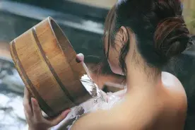 日本人泡温泉真的能“男女同浴”吗？他们还有哪些温泉礼仪？图片