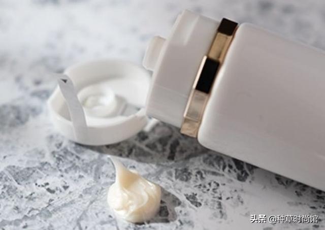 浣犵殑娲楅潰濂朵笂榛戝悕鍗曚簡鍚楋紵杩?娆惧埆涔帮紝浼氱儌鑴? onerror=