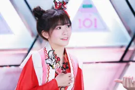 火箭少女成员颜值崩塌？脸肿发腮胖若两人，被疑抑郁症吃药导致图片
