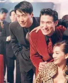 女神军团破解版（黎明的四大绯闻军团）