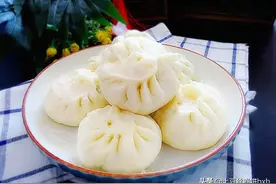 1碗牛奶2碗面，包子松软白嫩又好吃，一次发酵，操作简单又省时！图片
