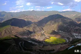 摄影之旅丨探访世界地质奇观，行摄云龙天然太极图片