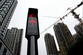 PPI飙升CPI躺平，房地产或掉入上游通胀下游通缩的夹缝之中图片