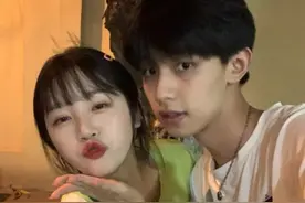2020真人情侣头像姐妹们在哪里可评论 你来的话日子会甜一点图片
